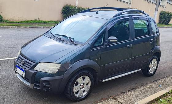 FIAT IDEA 1.8 MPI ADVENTURE 8V FLEX 4P AUTOMATIZADO FIAT IDEA 1.8 MPI ADVENTURE 8V FLEX 4P AUTOMATIZADO